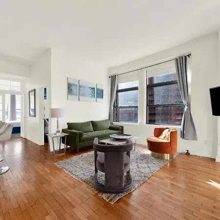 Four Bedroom Penthouse With Views Of Statue Of Liberty
